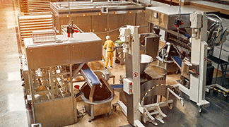 針對外來人員和本廠工人采取派工方式管理，將派工和領(lǐng)工相結(jié)合，輔之以移動端，大大減小排產(chǎn)人員工作強(qiáng)度。